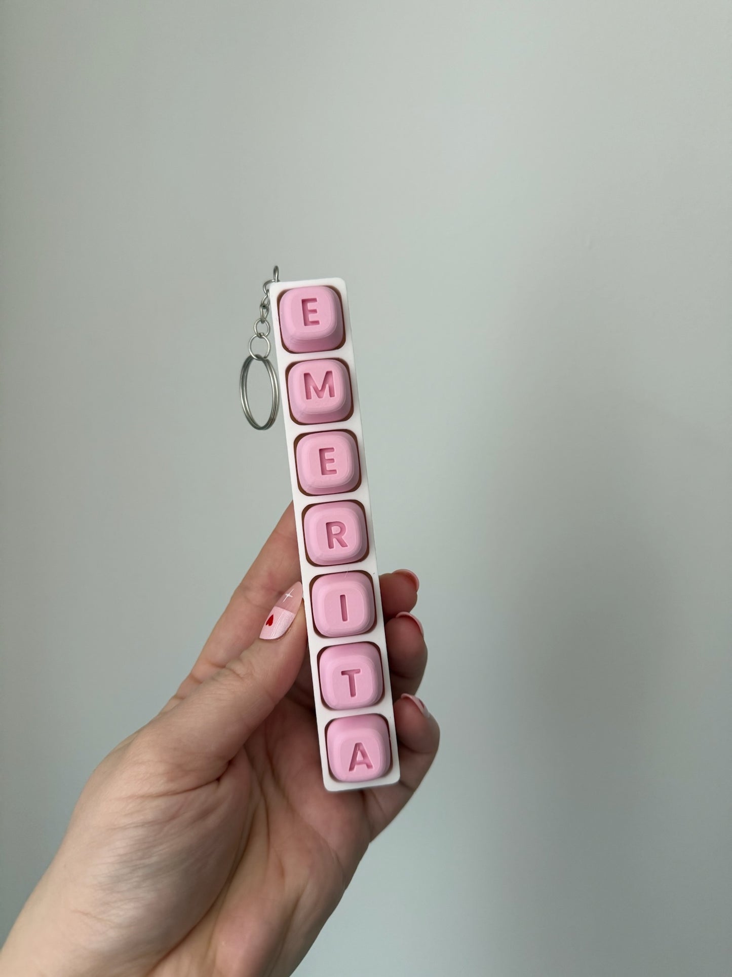 Personalizuotas fidget pakabukas - žaislas